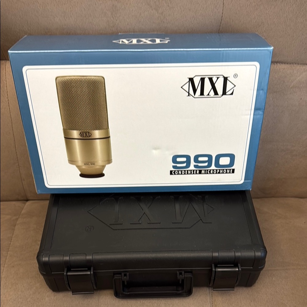 990 Condenser Microphone - Gold